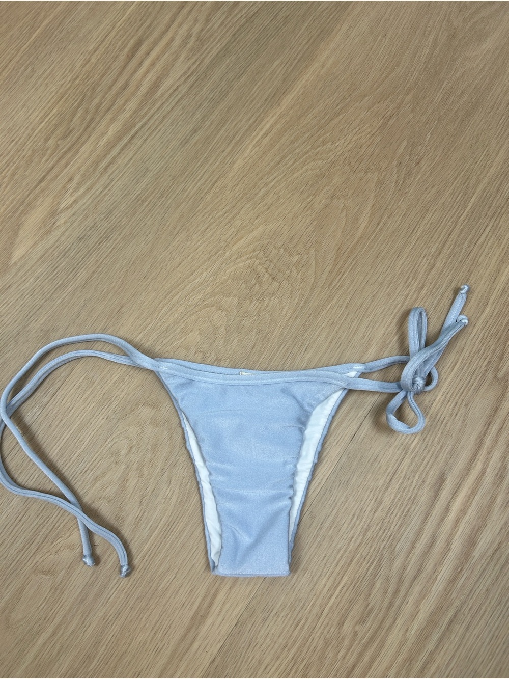 NWOT Rio De Sol String Bikini Bottom XS